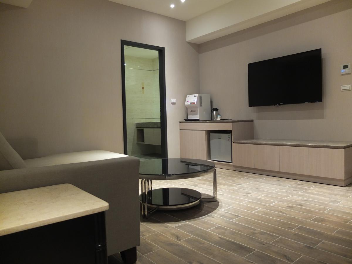 Verygood Business Hotel Huatan Екстер'єр фото
