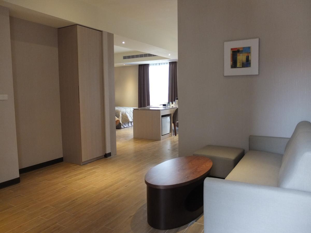 Verygood Business Hotel Huatan Екстер'єр фото